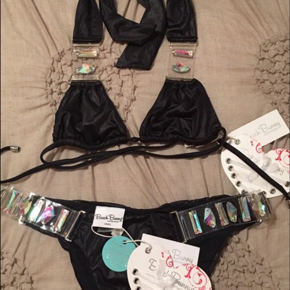 Beach bunny bikini